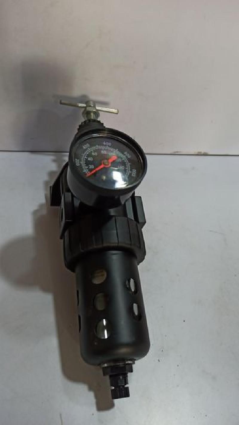 SPEEDAIRE 4Z027A Air Regulator Temp.125F / 52C Press.150PSI / 1000kPa