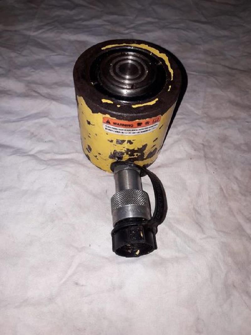 ENERPAC RCS-201 20 TON 1 INCH  HYDRAULIC CYLINDER FREE SHIPPING