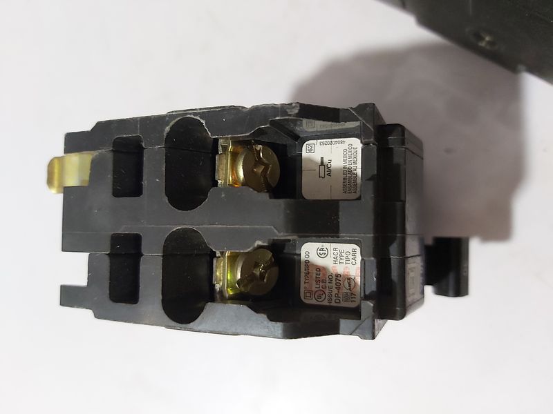 SQUARE D QO30 30-AMP 2-POLE CIRCUIT BREAKER  2-PCS LOT SALE