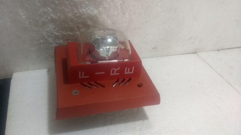 Siemens Fire Alarm U-HNH-S17S Horn 21-30VDC 0.65A Strobe: 20-31VDC 0.59@24VDC