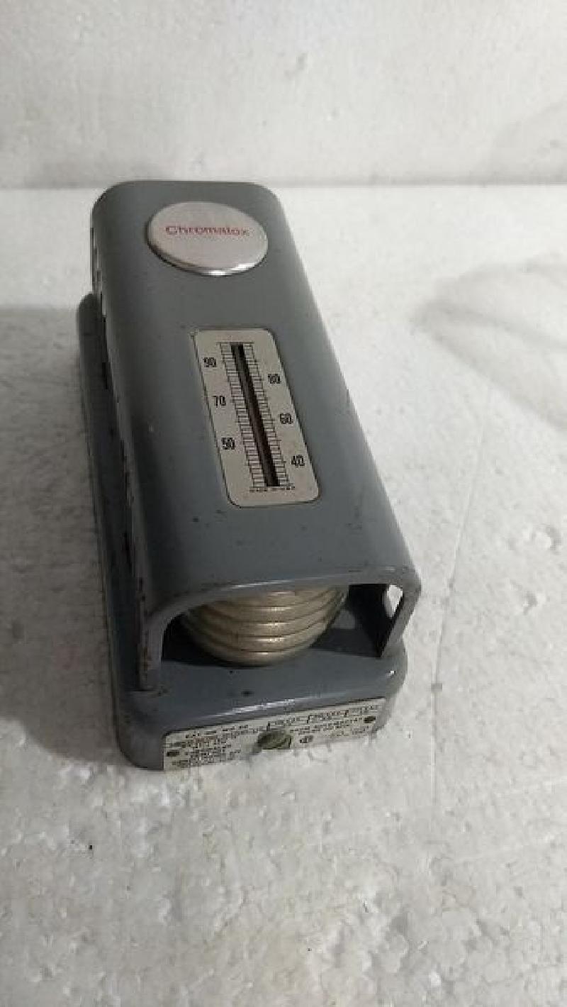 Chromalox WR Type 1A54-16 Style B2M Room Thermostat 120/240/277 VAC