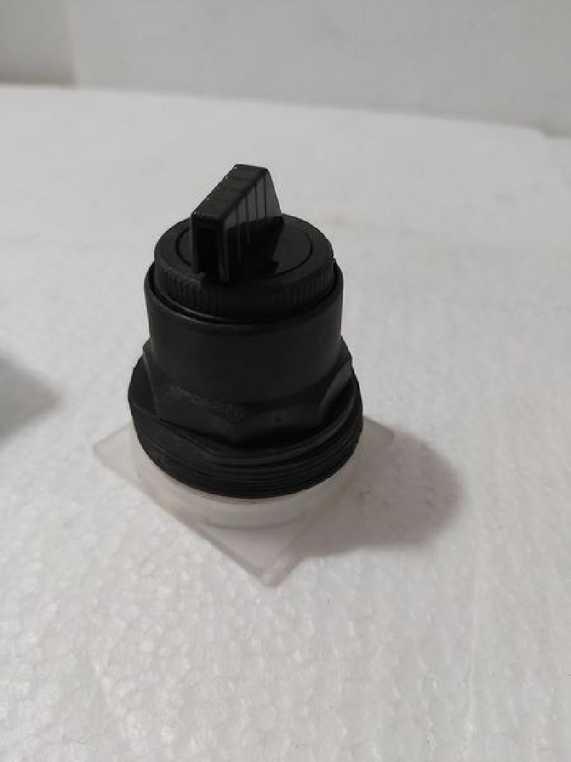 SCHNEIDER 9001SKS43B SELECTOR SWITCH MAINTAINED 3 POSITION BLACK KNOB