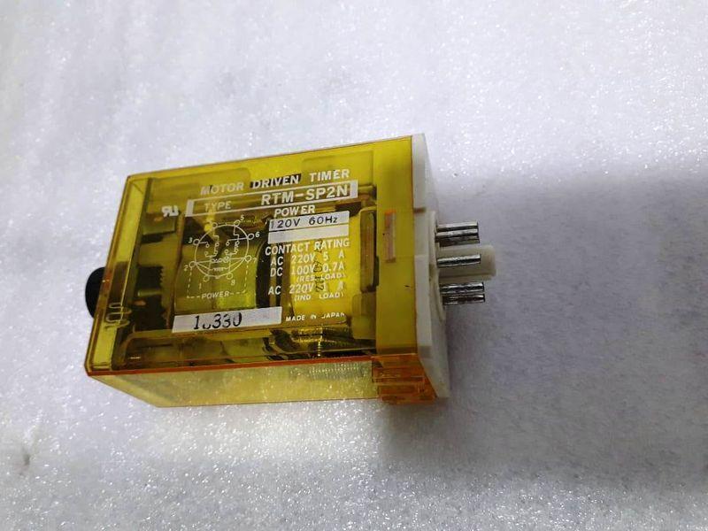 IDEC RTM-SP2N- Motor Driven Timer 120v  8 Pin New