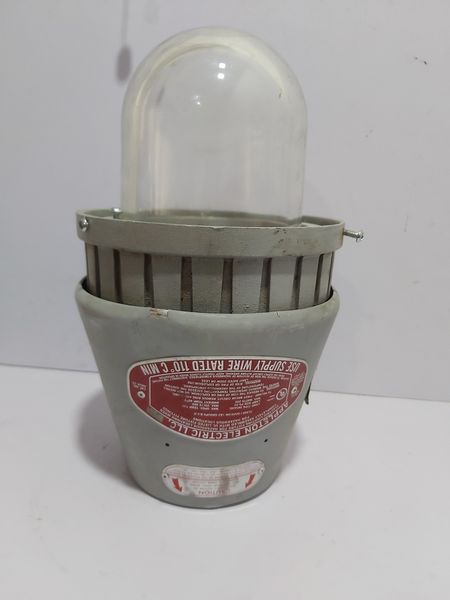 APPLETON AAUA-15 LAMP FIXTURE AAUA15 300V