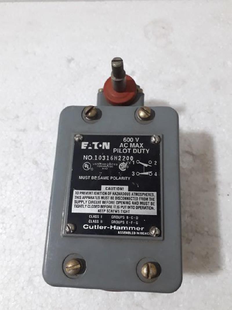 Cutler Hammer/Eaton 10316H2200 Limit Switch 600V AC Max Pilot Duty