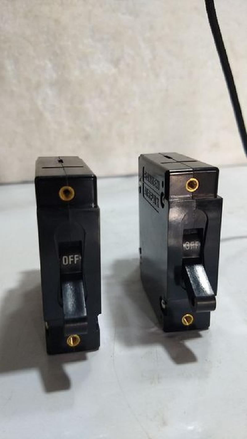 Sanken Airpax APL4 Circuit breaker 1 pole 0.25A 65V DC - Japan - 2 pc lot