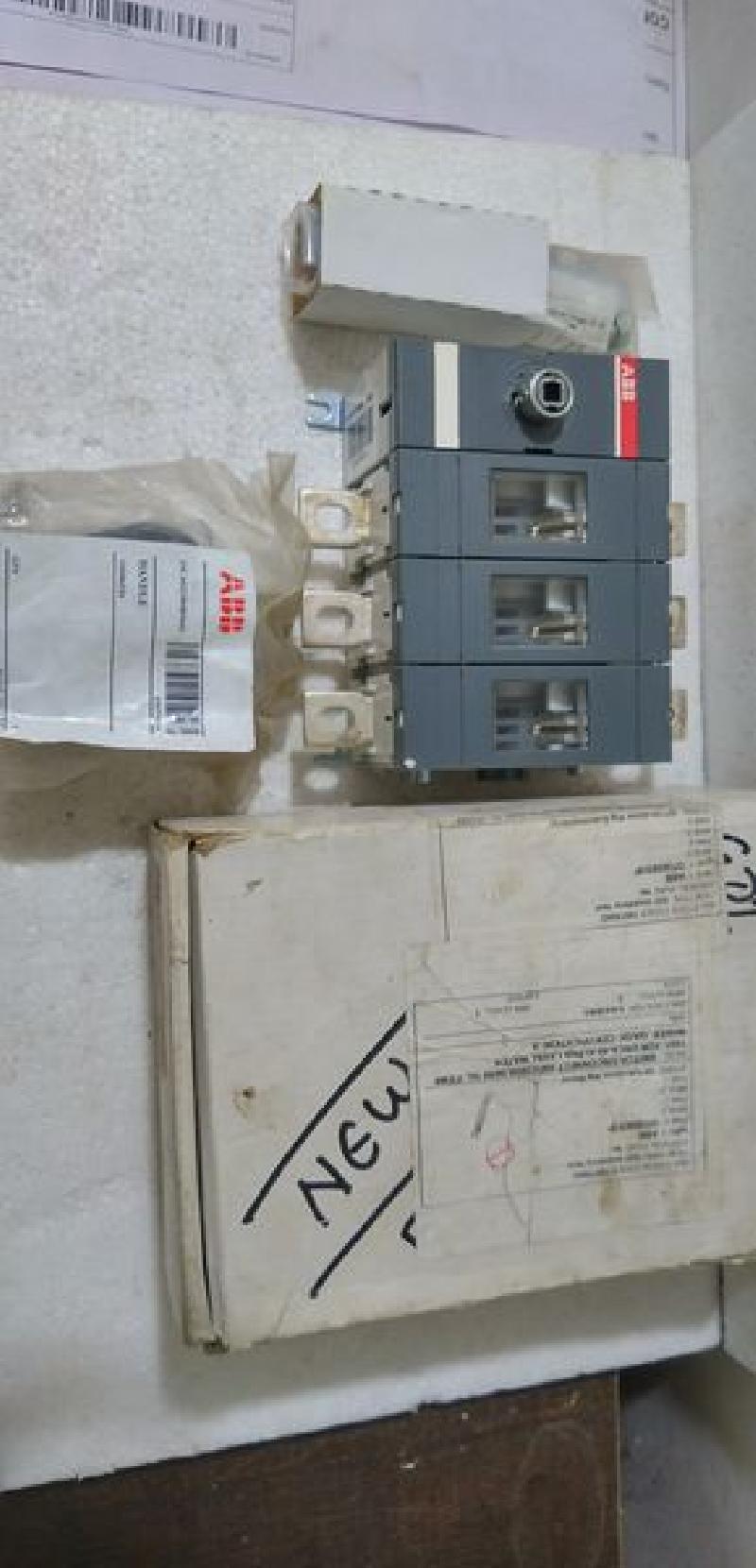 ABB OT200E03P Disconnector Switch New In Box