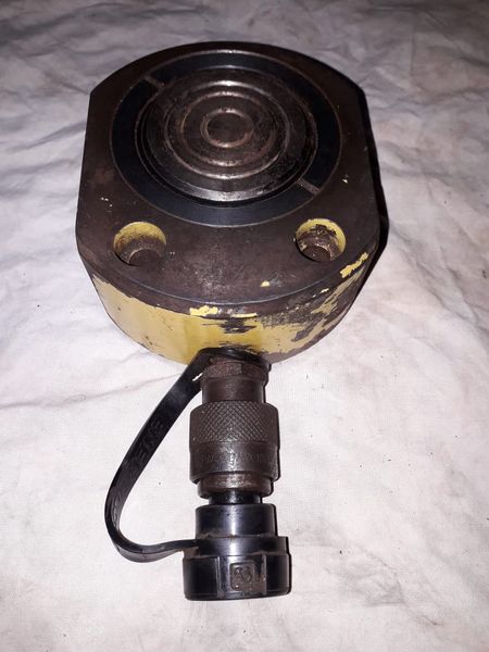 ENERPAC-RSM-500-48-TON-FLAT-JACK  FREE SHIPPING