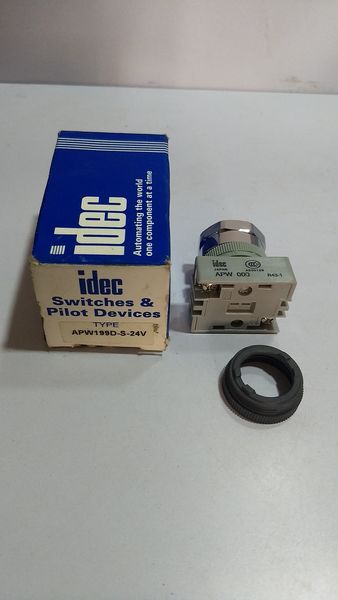 Idec Switches & Pilot Devices APW199D-W-24V - 2pc lot