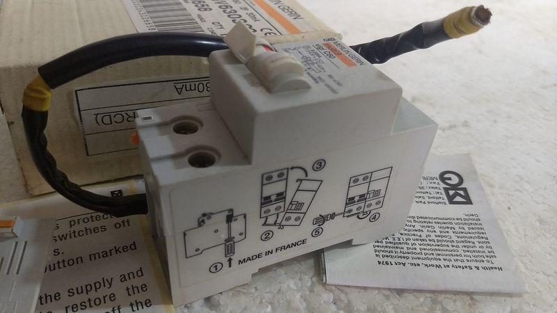 Merlin Gerin multi9 Vigi C60 RCD 26658 110/240V 2P 30mA