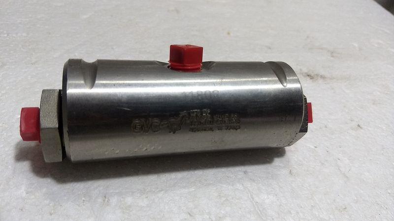 GVC 11802 Shuttle Spring Offset Valve 1/4