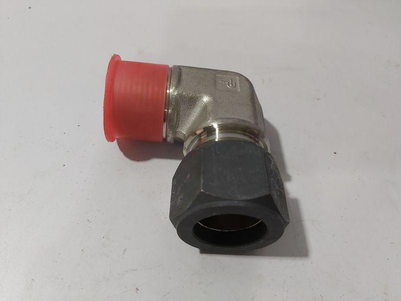 PARKER 16CBUSS ELBOW MALE 1