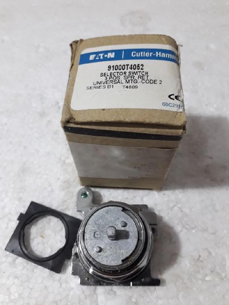 Eaton 91000T4011 Selector Switch 2Pos MTG-Code1 Ser-B1