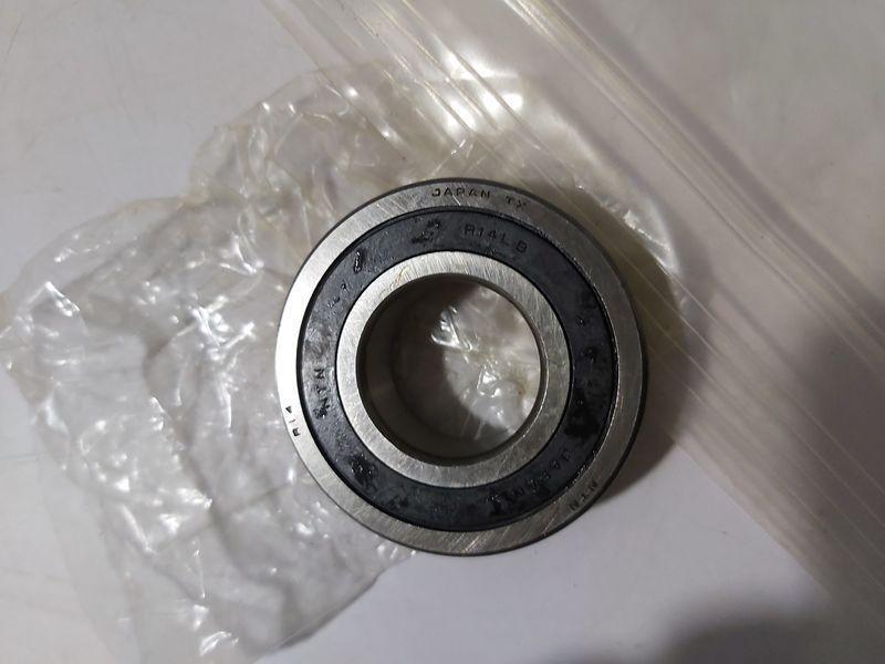 NTN R14LB BALL BEARING 8-PCS LOT SALE