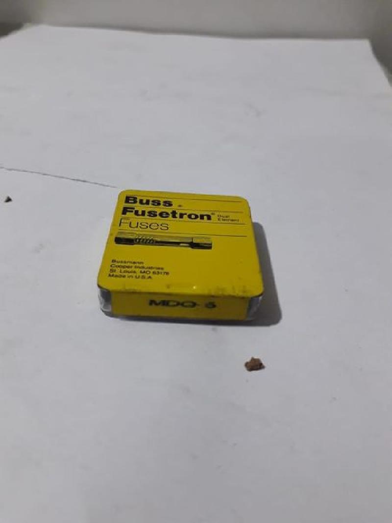 SET OF 5 BUSS FUSES MDQ6 NEW