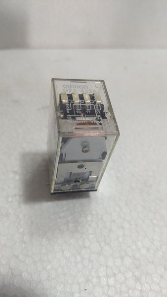 Omron G2A-432A-M 110/110VAC Relay Fast Shipping