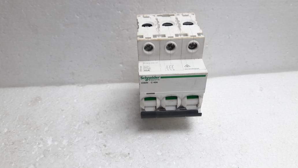 Schneider A9F44340 iC60N C 40A Circuit Breaker