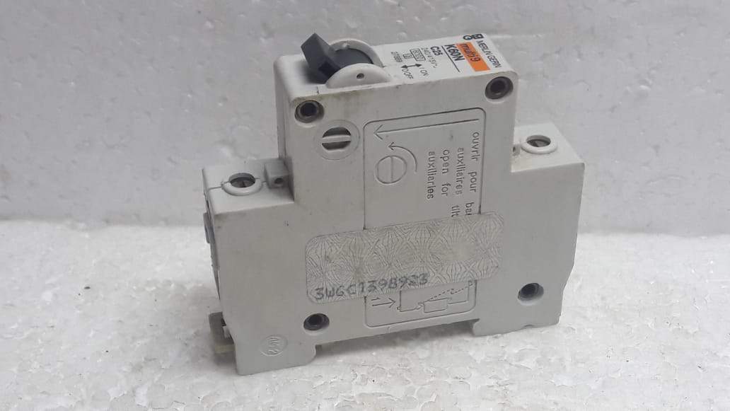 Merlin Gerin multi9 K60N C25 Circuit Breaker