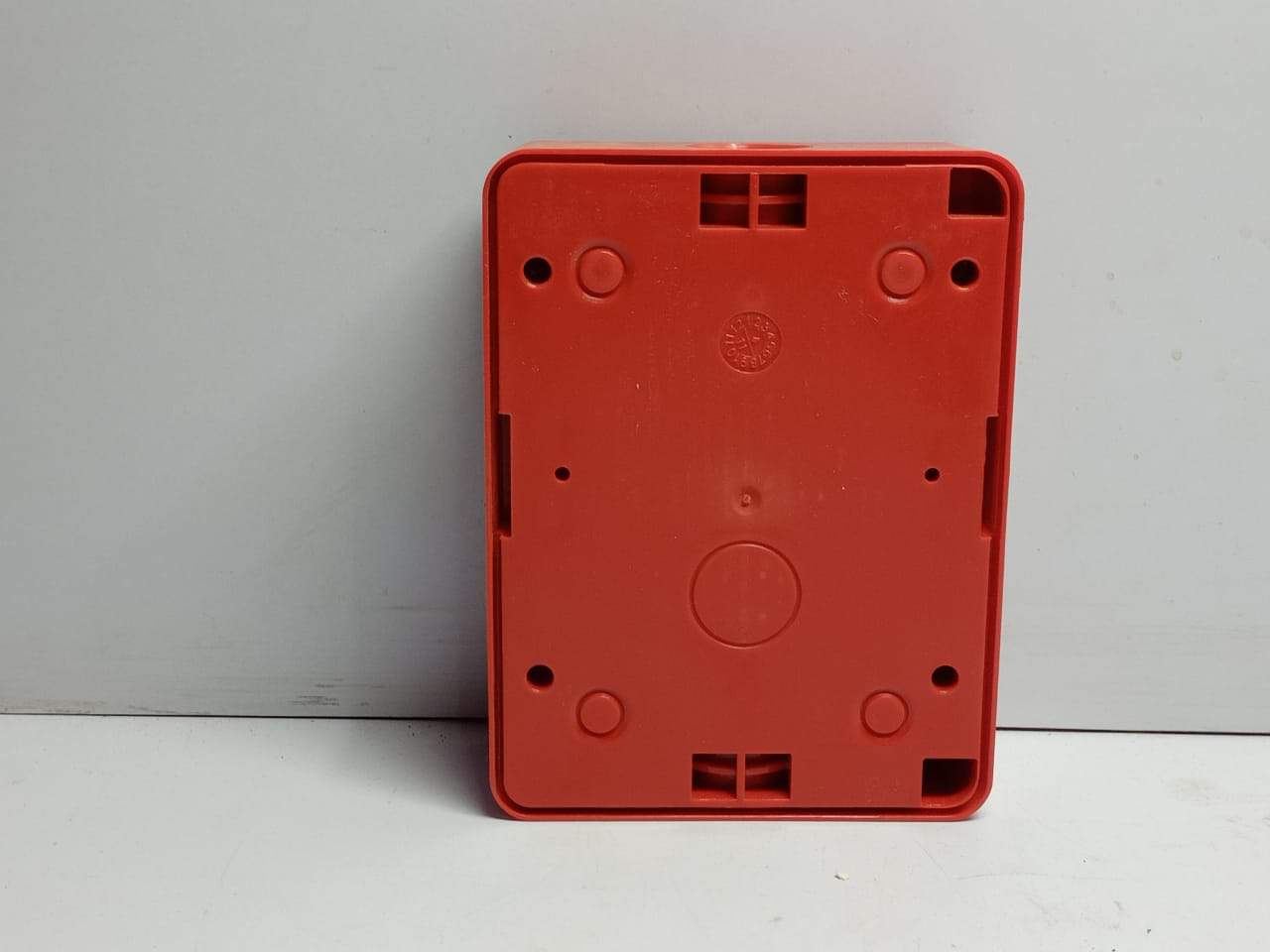 SB-I_O 52014 Rev B Fire Alarm Backbox