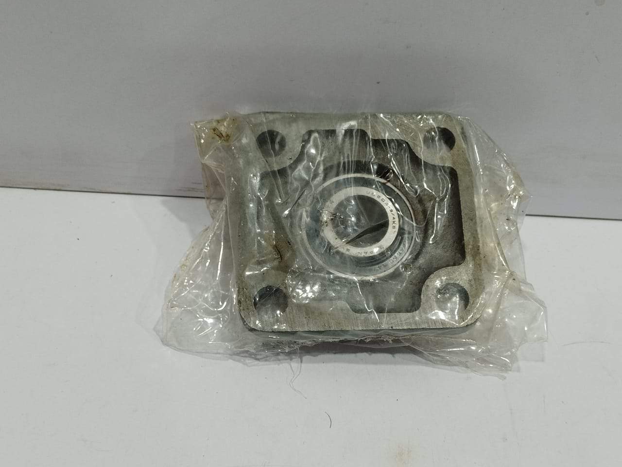 NTN UCF 204-3_4 Flange Bearing