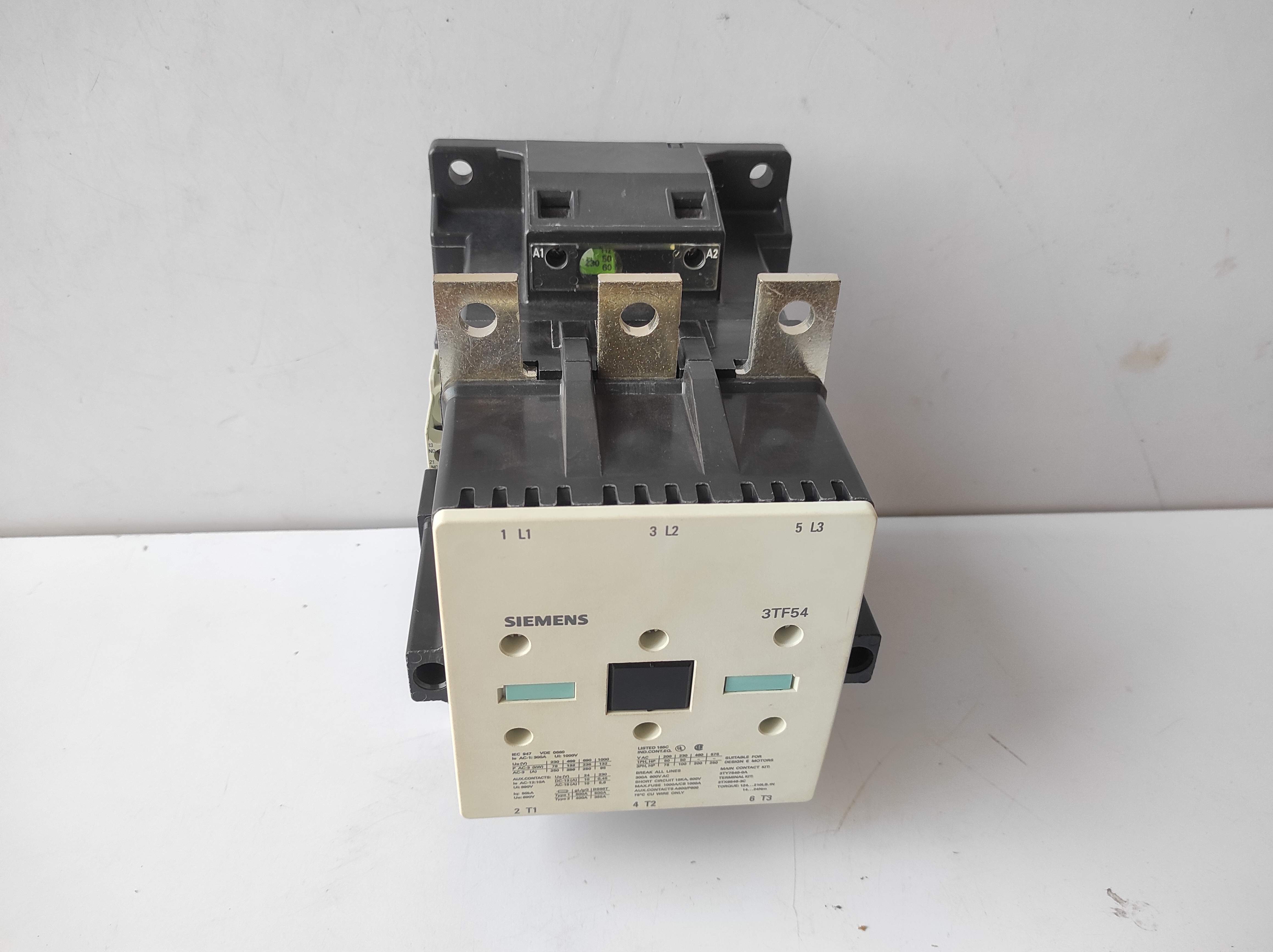 Siemens 3TF5422-0AL2 Contactor 230V 50_60Hz