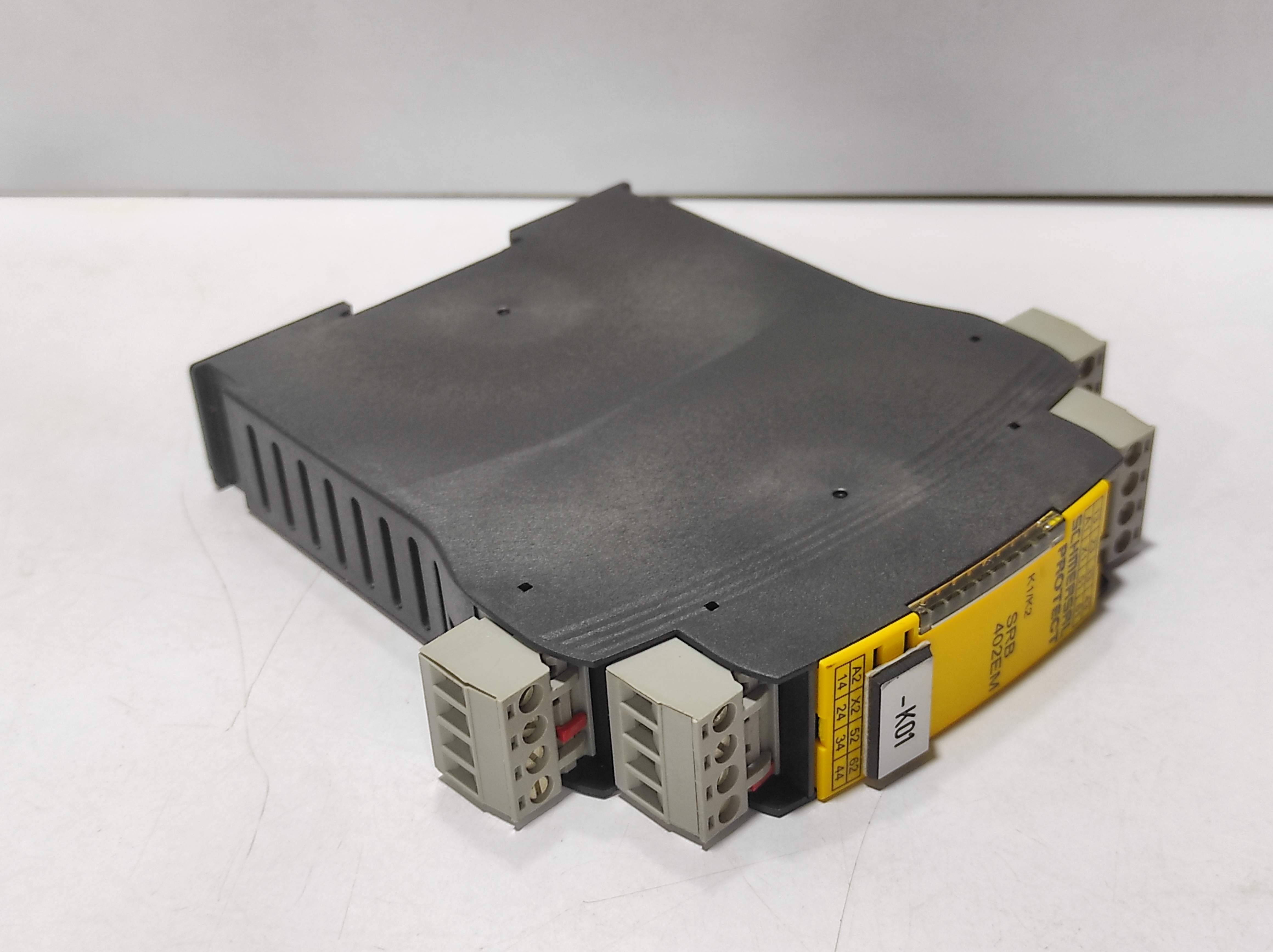 Schmersal SRB 402EM-24V Output Expansion Module