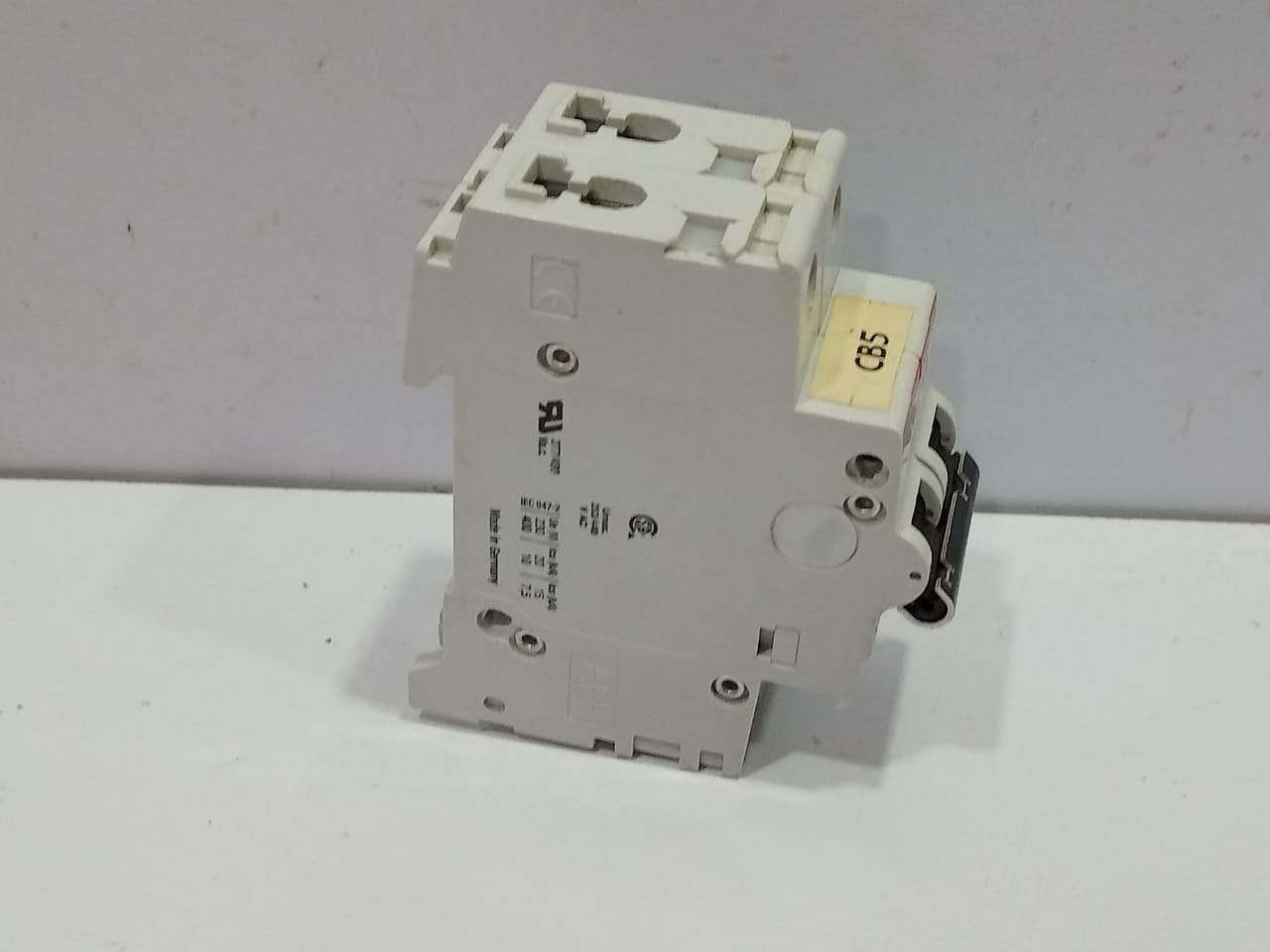 ABB S202 K8A Circuit Breaker