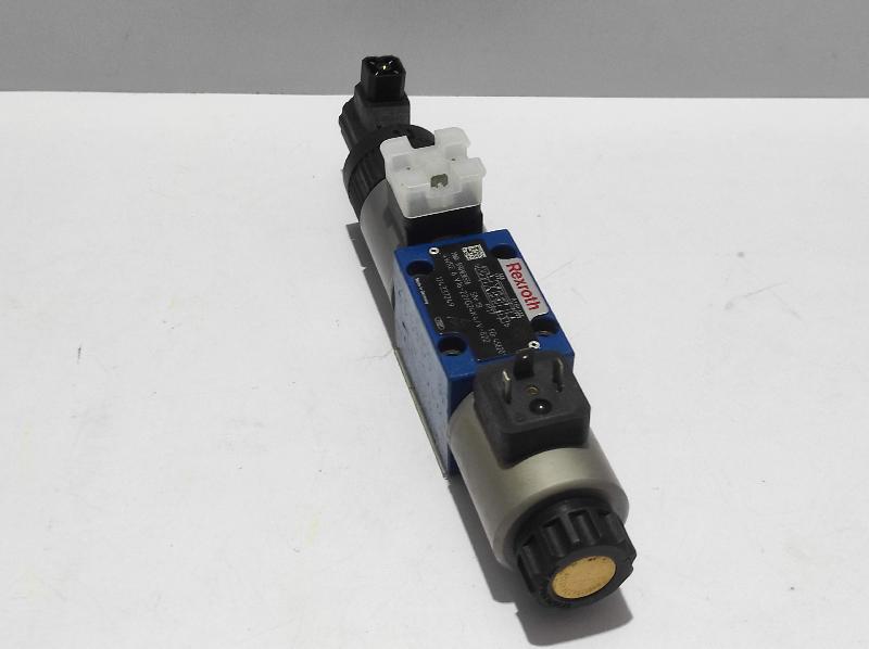 Rexroth R901036556  Directional Control Valve Hydraulic Proportional