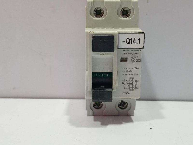 Schneider 23354 Circuit Breaker