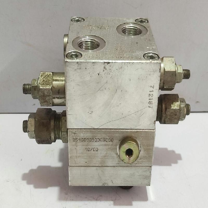 Oil Control 05429303032000C Valve