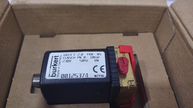 Burkert 6014 C 2.0 FKM MS 3_2 Way Solenoid Valve Direct Acting 00125374