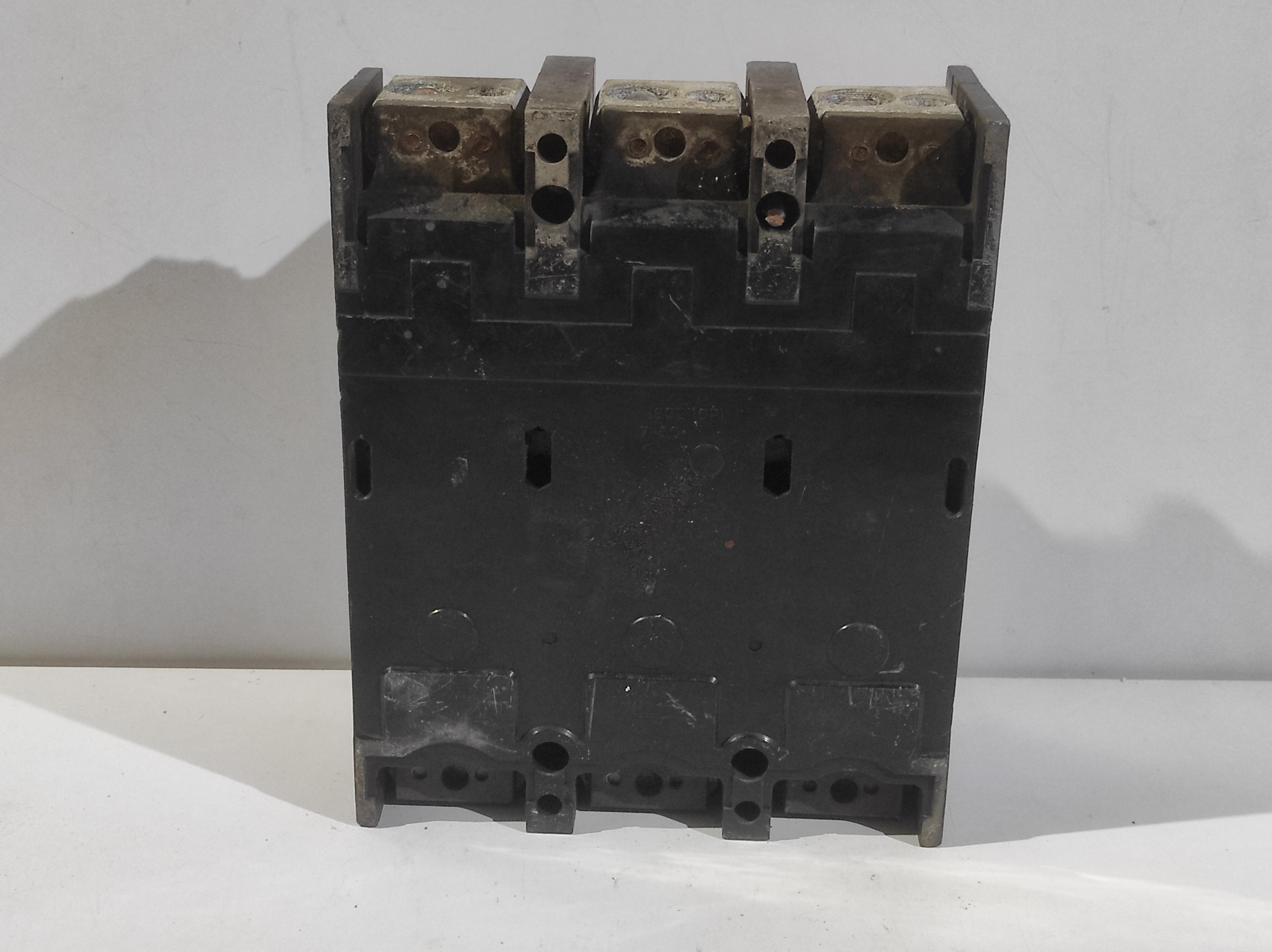 General Electric TJC36400G Mag-Break Motor Circuit Breaker