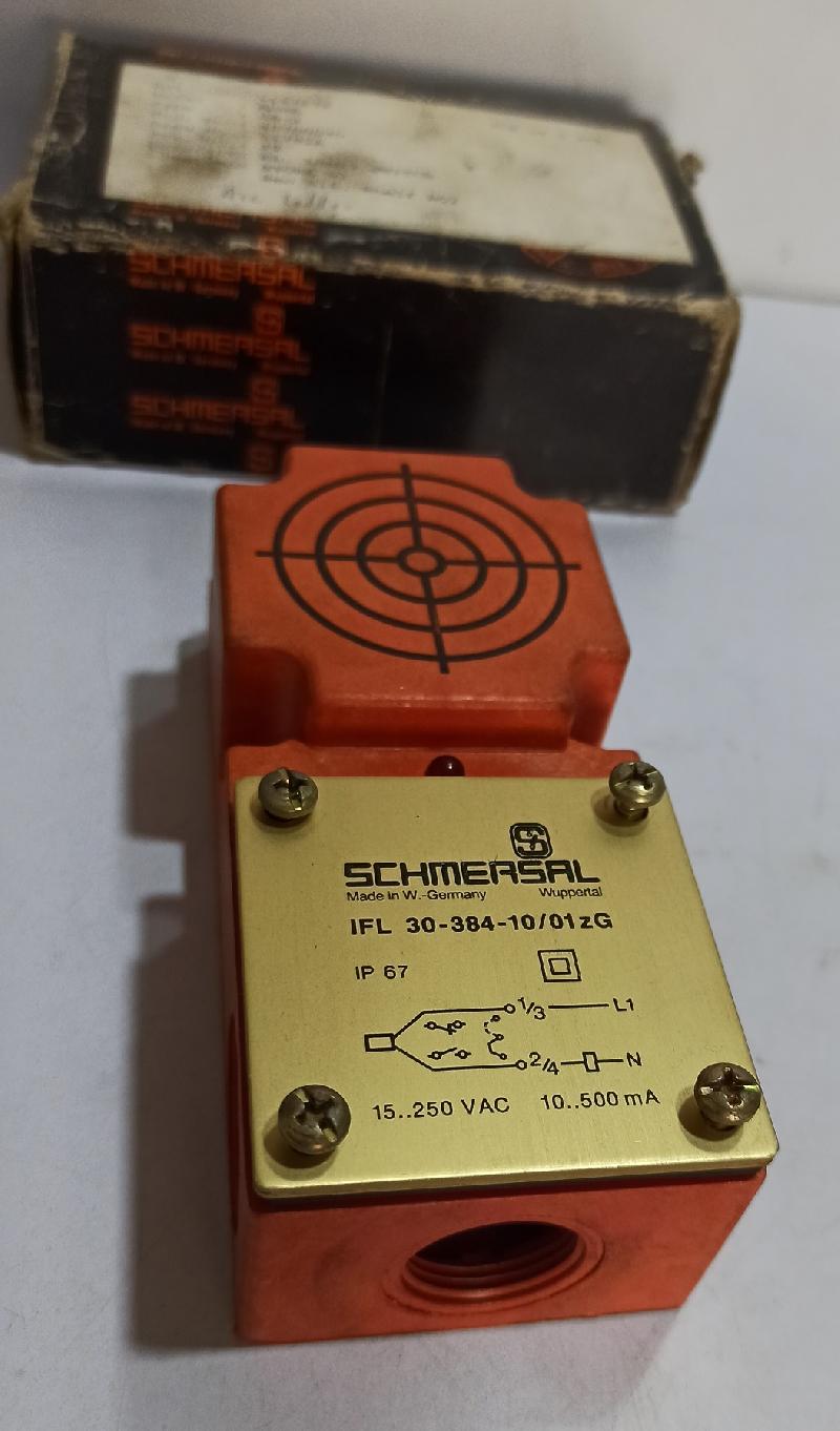 Schmersal IFL 30-384-10/01zG Limit Switch IP67 15..250VAC 10..500mA