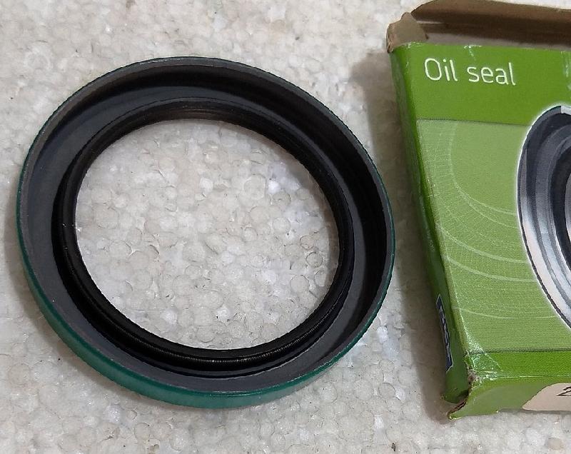 SKF CR 22354 Oil Seal