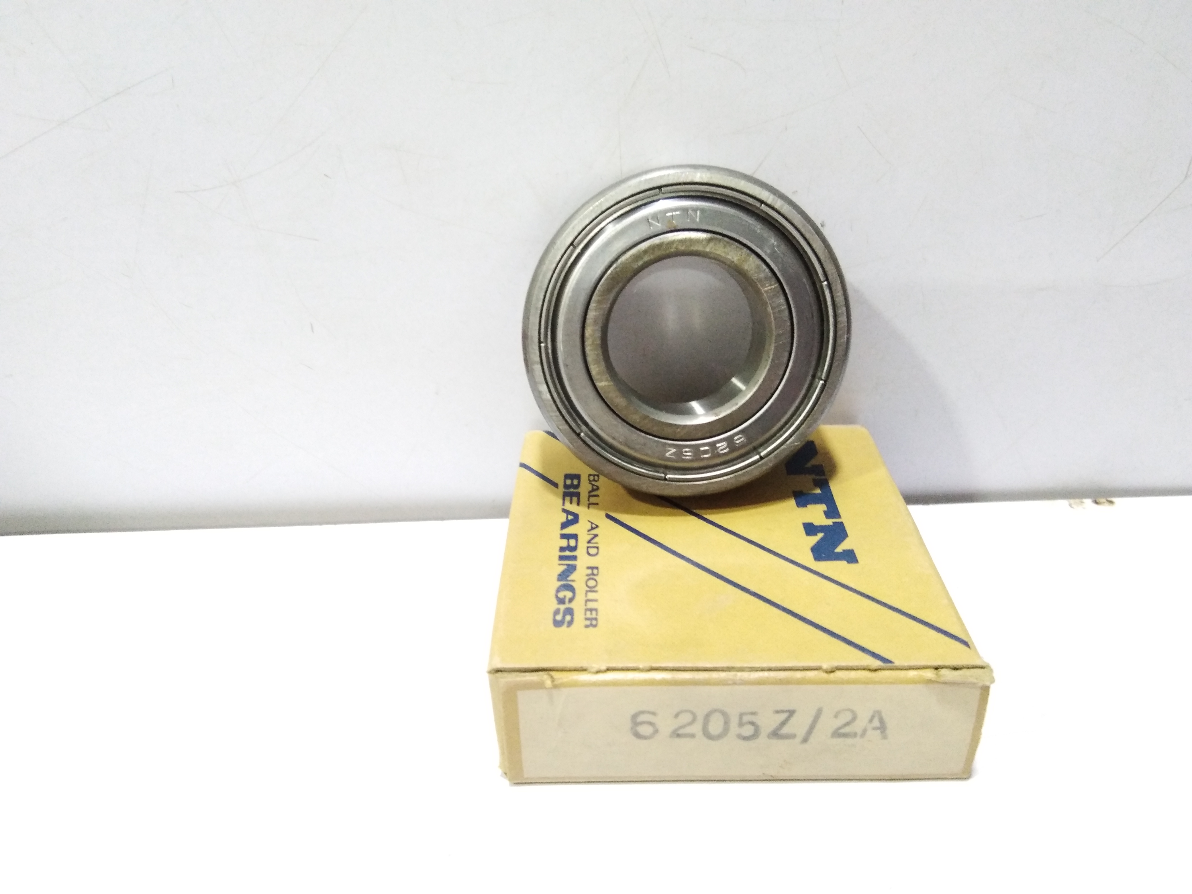 NTN 6205Z/2A BALL AND ROLLER BEARINGS