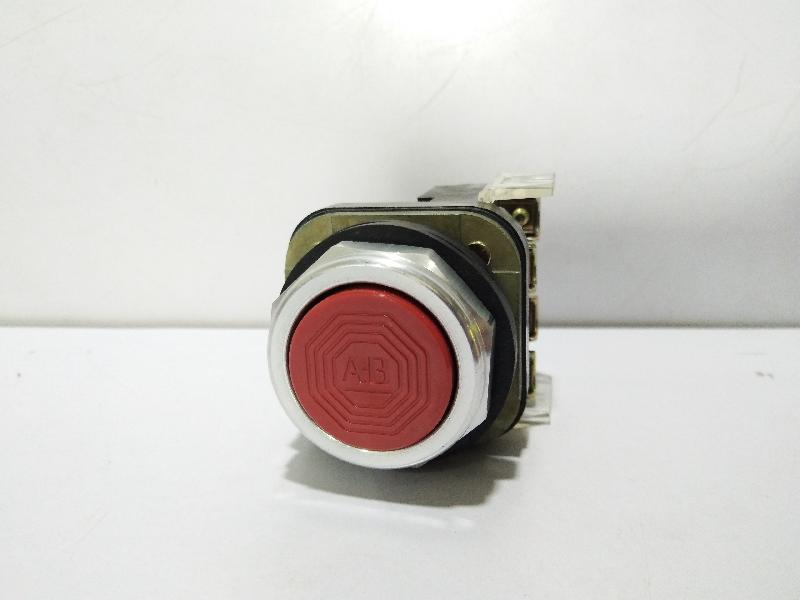 ALLEN BRADLEY 800T-A6A SER T PUSH BUTTON RED HEAD FLUSH