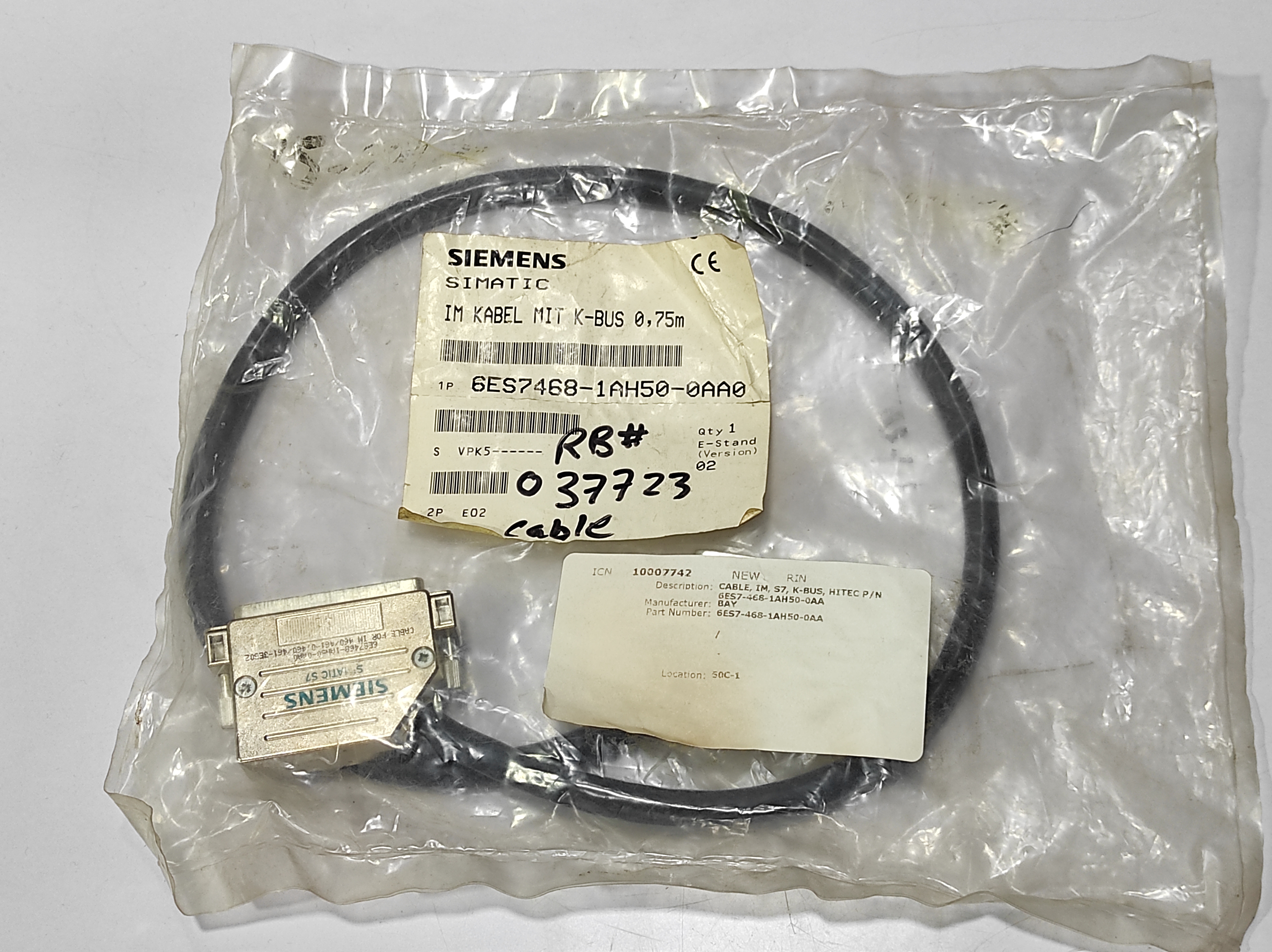 SIEMENS SIMATIC 6ES7468-1AH50-0AA0 IM CABLE MIT K BUS 0.75M