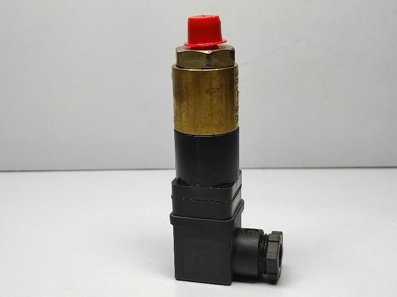 GEMS PS75 227628 PRESSURE SWITCH