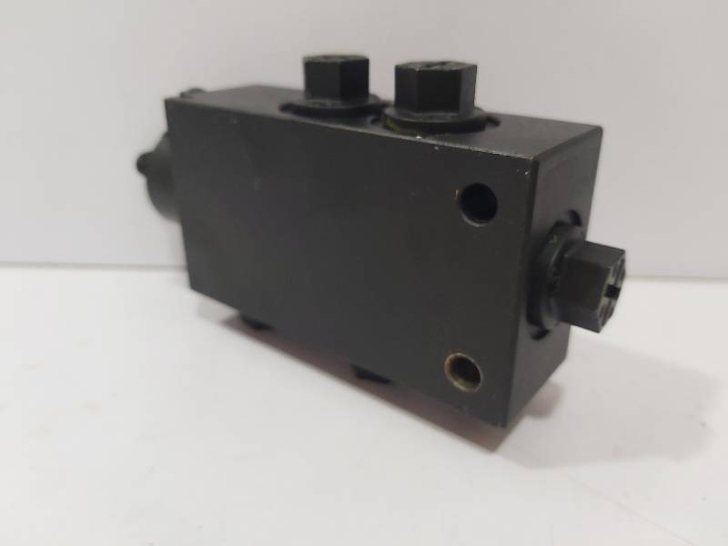 Parker QDS6G-08-A-O-P Sequence Valve 20008115 /13121032326 / QDS6G08AOP