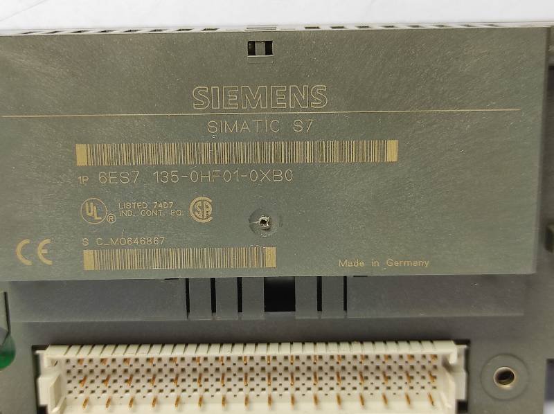 Siemens Simatic S7 6ES7 135-0HF01-0XB0 Analog Output Module