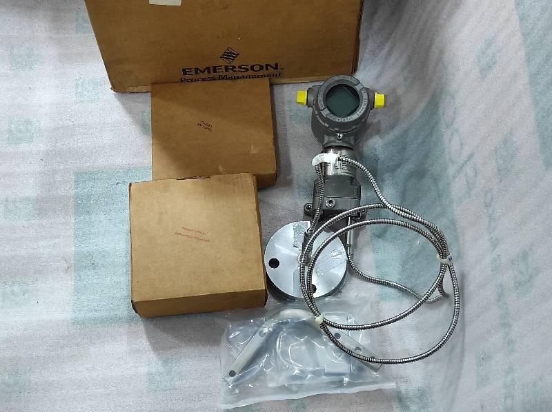 Emerson Rosemount 3051S1CG4A2B11A1KB4I2M5Q4Q8 Pressure Transmitter