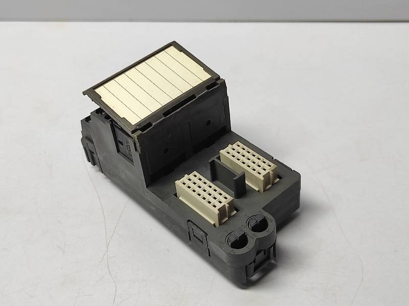 Fisher Rosemount 12P0625X072 Rev H Fused I/O Terminal Block KJ4001X1-CB1