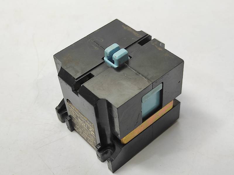 I T E J20M Magnet Block For 300V & 600 Control Relay