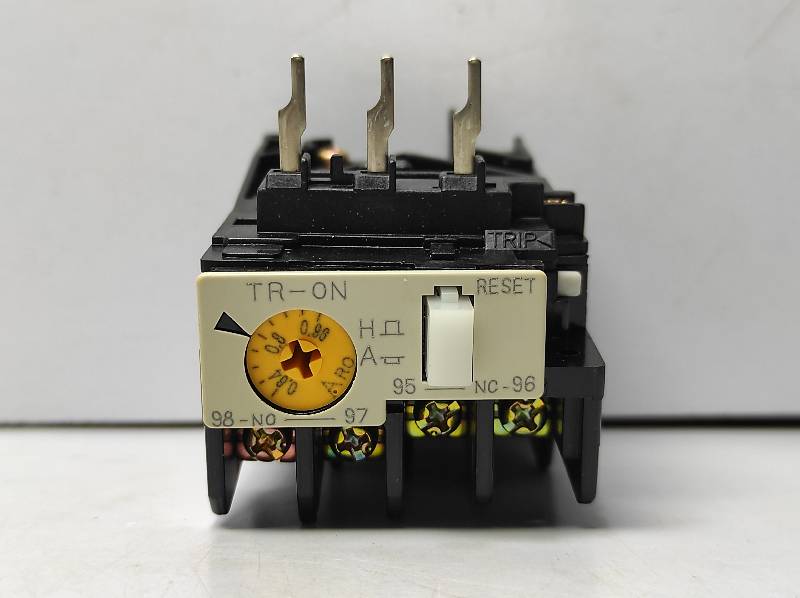 Fuji Electric TR-ON Thermal Overload Relay 0.64-0.96A