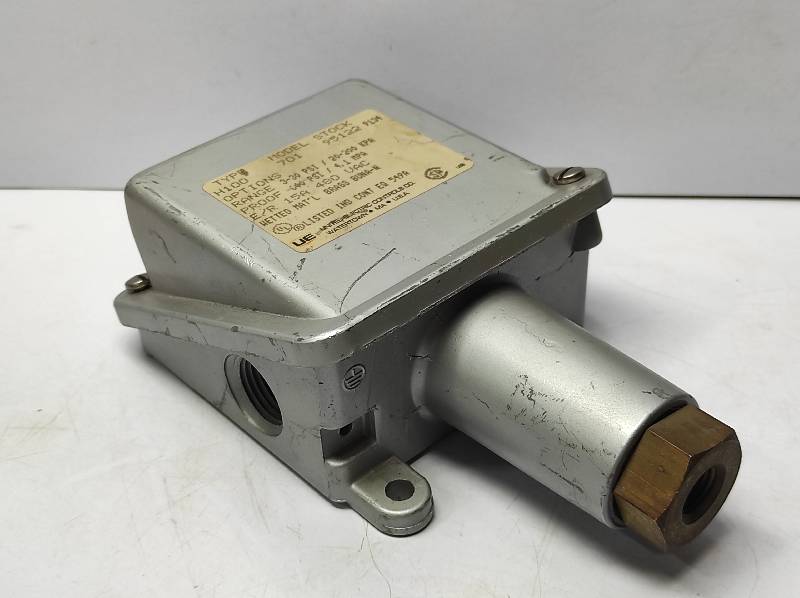 United Electric H100 701 Pressure Switch