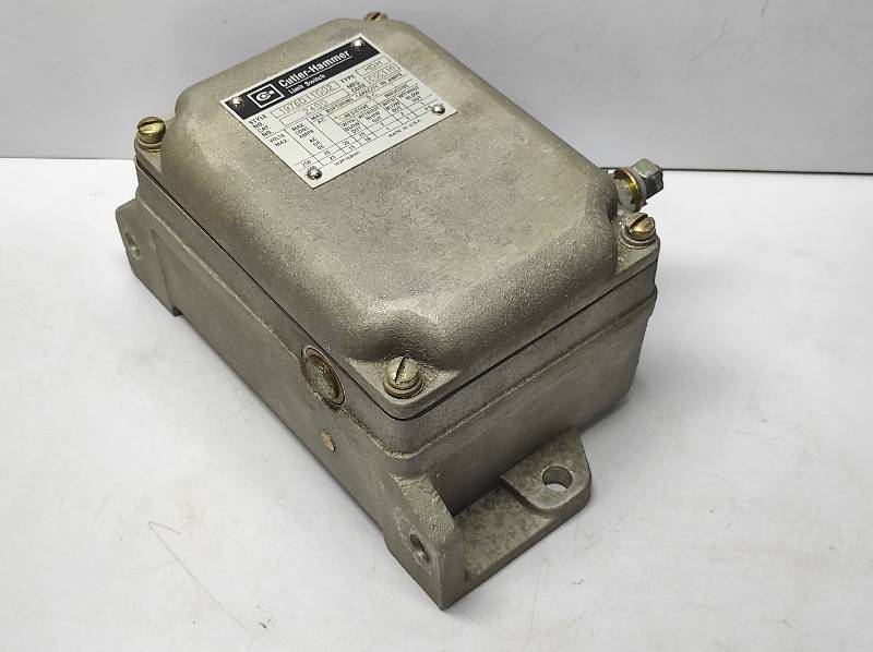 Eaton Cutler Hammer 1975D11G02 Water Proof Limit Switch