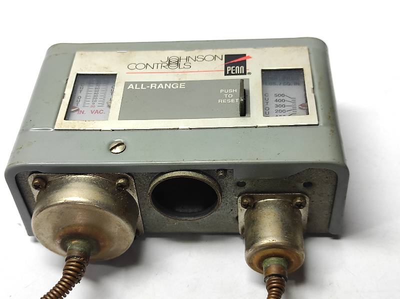 Johnson Controls P72MA-1 Dual Pressure Controller