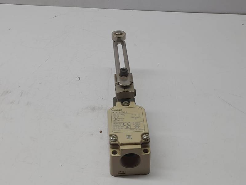 Omron WLCA12-2NG-N Limit Switch WLCA122NGN 2A 250VAC 48VDC