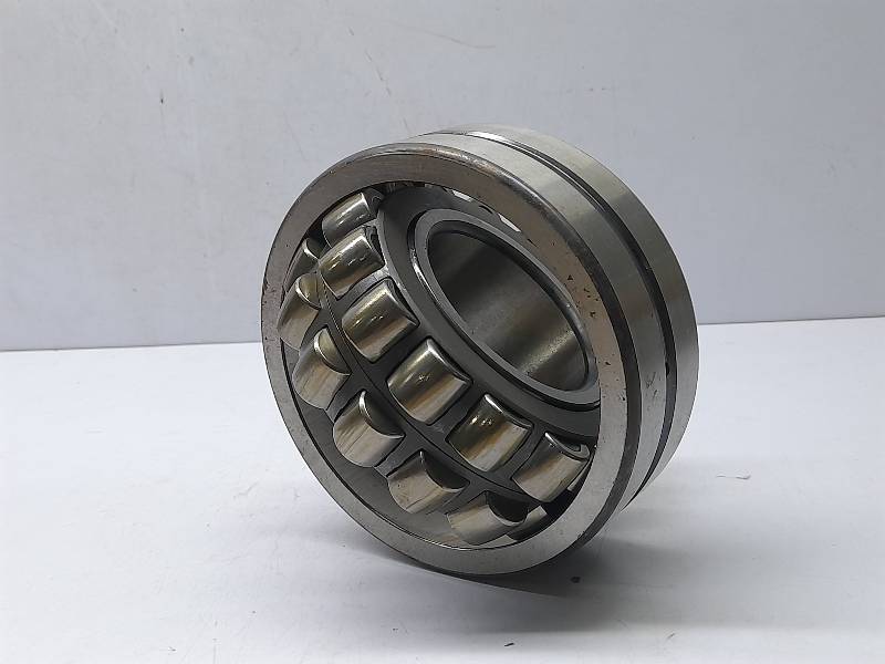 Spherical Roller Bearing 22314 CC W/33 Lubrication Groove WHoles In Outer Ring 22314CCW/33