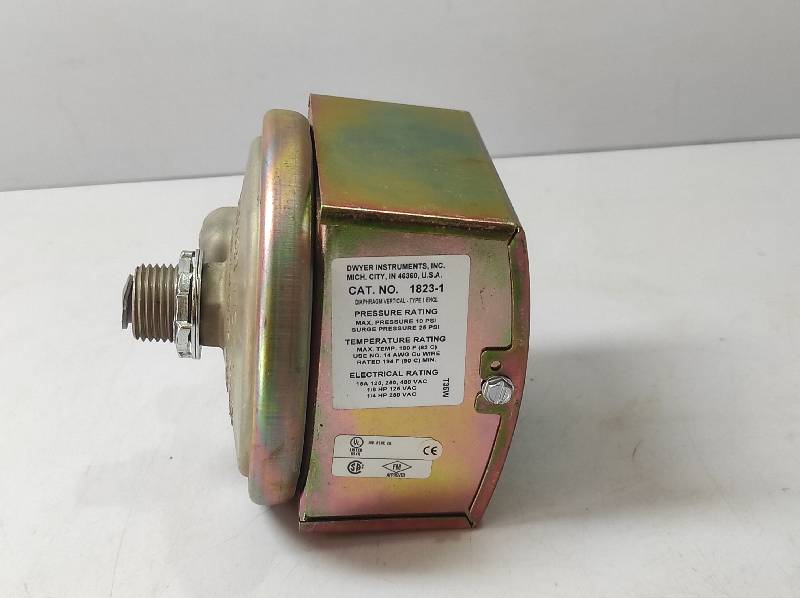 Dwyer 1823-1 Low Differential Pressure Switch 18231